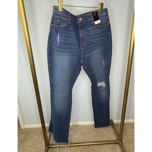 NWT No Boundaries 5 Pocket Flare Jeans Size 12 - Picture 1 of 8